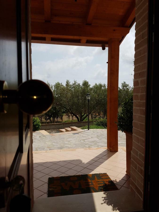 Borgo Santa Lucia Villa Cropani Buitenkant foto
