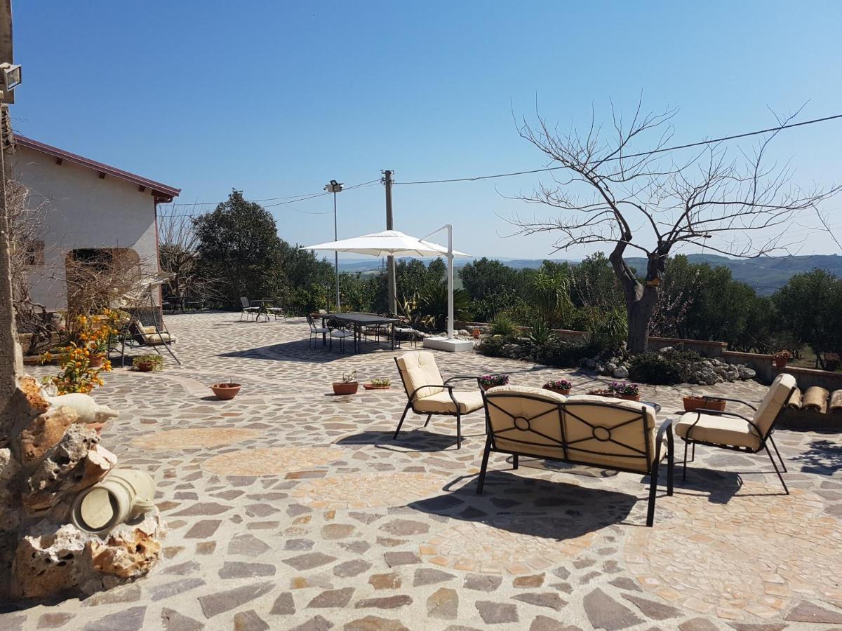 Borgo Santa Lucia Villa Cropani Buitenkant foto